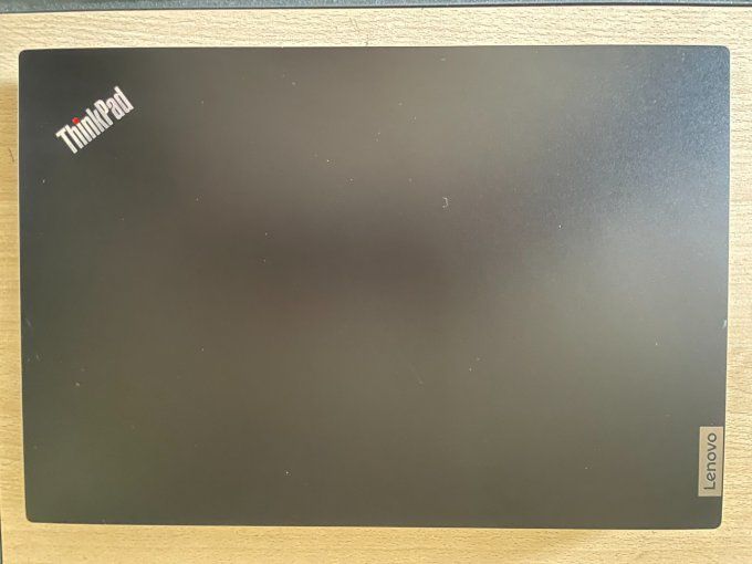 Lenovo E14 Lenovo 14" AMD Ryzen 7  24Go  256Go SSD NVme AZERTY - Français