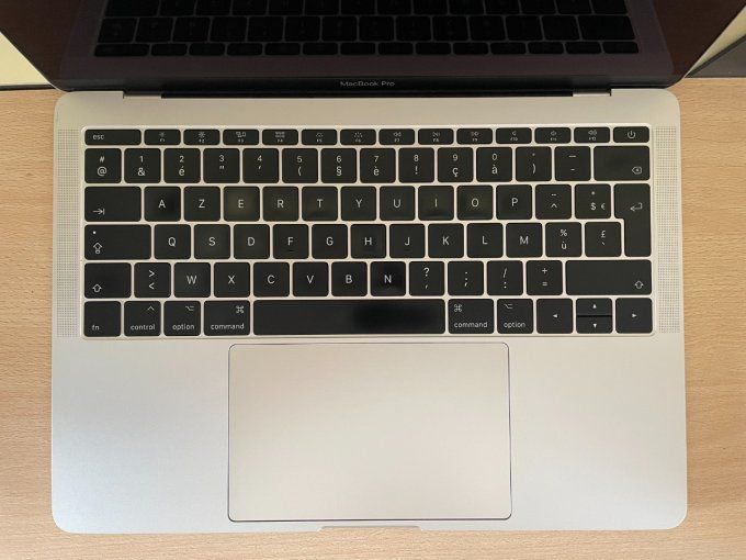 MacBook Pro 13" Retina (2017) - Core i5 2.3 GHz 128 SSD - 8 Go AZERTY - Français