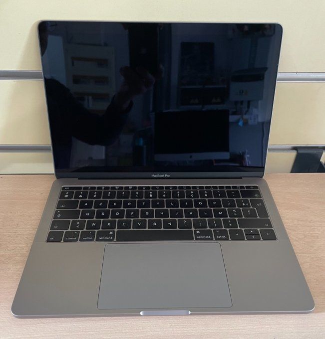 MacBook Pro 13" Retina (2017) - Core i5 2.3 GHz 128 SSD - 8 Go AZERTY - Français -