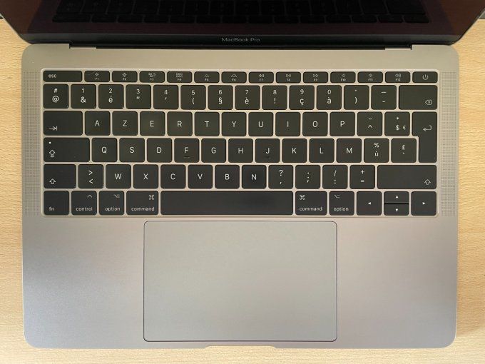 MacBook Pro 13" Retina (2017) - Core i5 2.3 GHz 128 SSD - 8 Go AZERTY - Français -