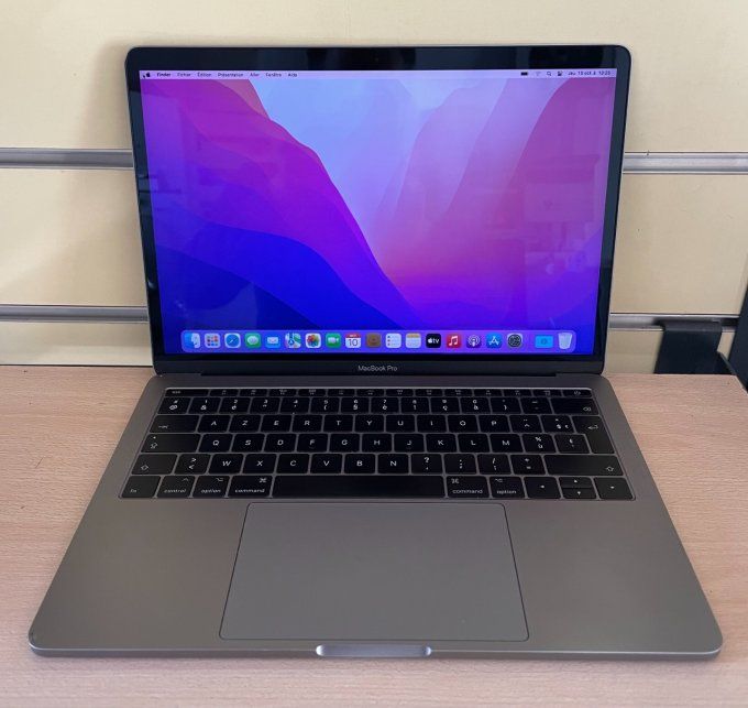 MacBook Pro 13" Retina (2017) - Core i5 2.3 GHz 128 SSD - 8 Go AZERTY - Français - 