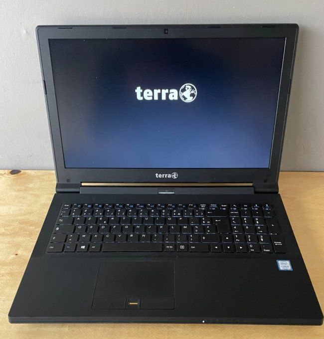 Wortmann AG TERRA MOBILE 1542K i5 256 Go SSD 8 Go AZERTY - Francais