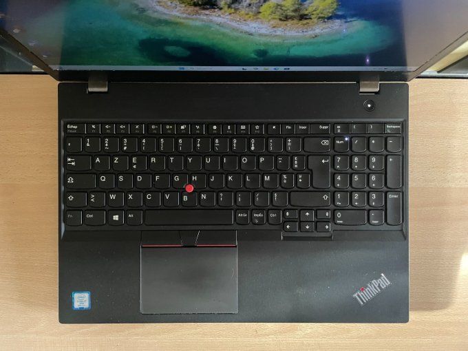 Lenovo Thinkpad T580 15,6" i7  16Go  256Go SSD AZERTY - Français -Windows 11 pro -