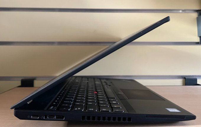 Lenovo Thinkpad T580 15,6" i7  16Go  256Go SSD AZERTY - Français -Windows 11 pro -